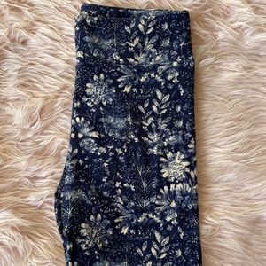 Lularoe TC Printed Leggings